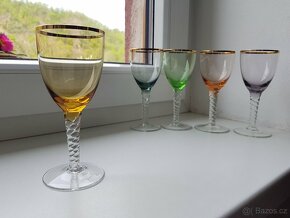 barevné skleničky - Zlatno - 5