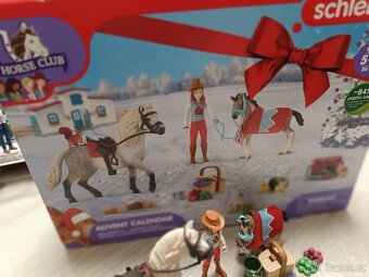 Schleich 98642 Adventní kalendář 2022 koně - 5