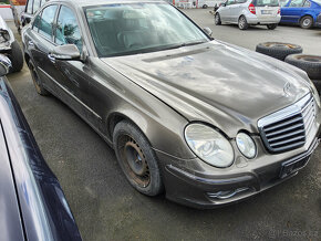 MB E 280CDI W211 2008 140kW, automat - dily z hav.vozu - 5