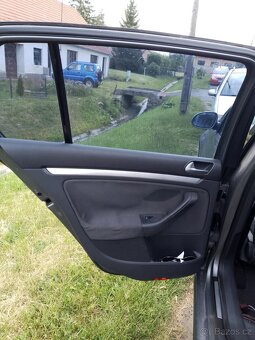 Golf 5 gti kompletní interiér ceny dohodou - 5