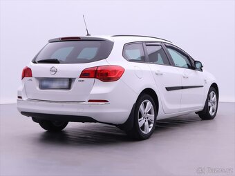 Opel Astra 1,7 CDTi 96kW Cosmo CZ (2013) - 5