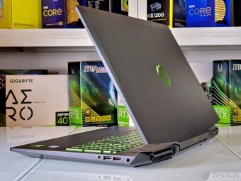 Herní notebook HP PAVILION 17 | GTX 1050 | 16GB | SSD - 5