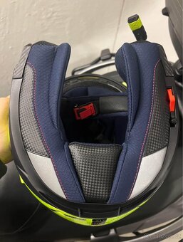 MT Helmets - 5