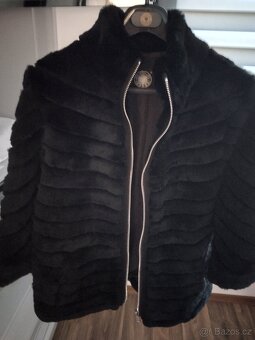 KARA kabát pravá kožešina vel. L - 5