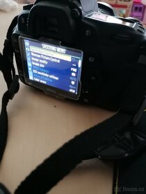 prodám zrcadlovku nikon D90 - 5