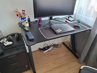 Herní PC stůl - 5