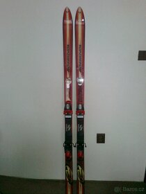 Lyže, sjezdové, sjezdovky, 5 párů, různé - 5