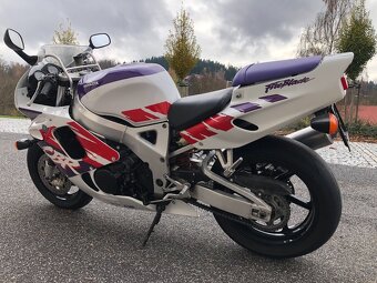 Honda CBR 900 RR, model SC28 - 5