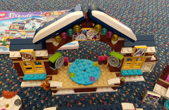 Lego Friends 41322 - Snow Resort Ice Rink - 5