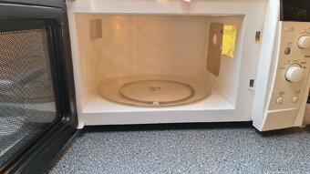 Mikrovlná trouba lg - 5