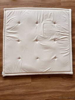 Krémová podložka na hraní Tami - 5