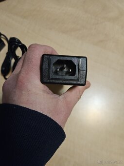 Zdroje 12v/4amp. - 5