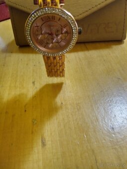 Dámské hodinky - cena 600,-Kč - 5