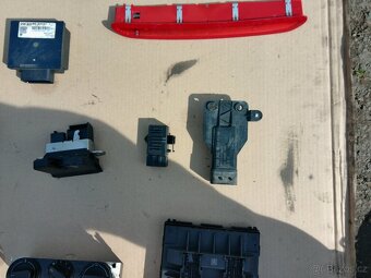 Díly 3. VW Polo 6R - 5