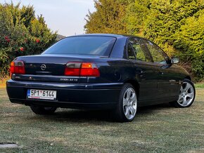 Opel Omega MV6 3.2 - 5