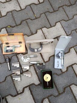 Mikrometry+příslušenství k soustruhu - 5