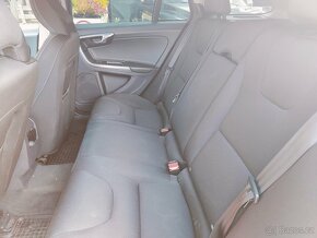 Volvo V60 D3 2,0D 110kw Náhradní díly - 5