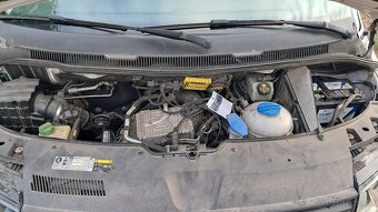 Volkswagen Transporter T6; 8 míst;; 2016⭐⭐⭐ - 5