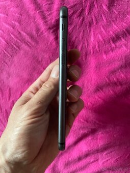 Iphone 8 - 5