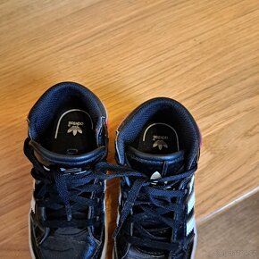 Celoroční adidas vel.26 - 5