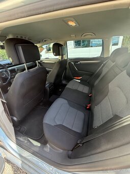 Volkswagen Passat B7 103kw šedá barva - 5