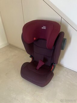 Autosedačka Britax RÖMER Kidfix III M Burgundy Red Isofix - 5
