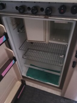 Obytný karavan Hobby pro 4 osoby - 5