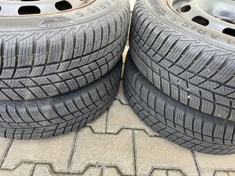 4x plechové disky 5x100 R15, zimní pneu 90% - 5