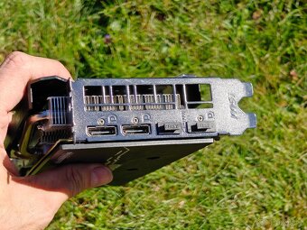 Grafická karta MSI Radeon RX 5600 XT MECH OC - 5