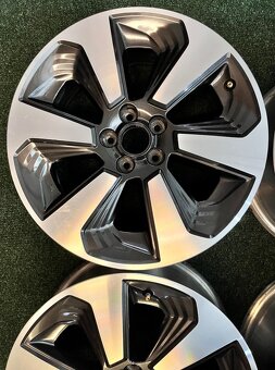 5x100 R17 originál disky Subaru Forester - 5