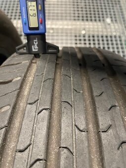Continental ContiEcoContact 5 215/60R17 96 H - 5