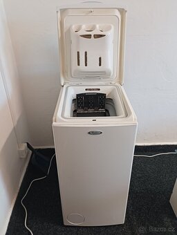 Vrchem Plněna Pračka Whirlpool 5 KG Třída A+A - 5