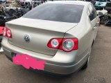 vw passat b6 zadni viko zadni narazniky ruzne barvy - 5