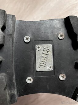 STEEL boty 20ti dírkové vel. 42 - 5