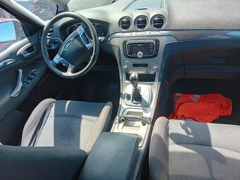 Ford S-max 2.0 ( AZWA ) 96kW r.2008 šedá na náhradní díly - 5