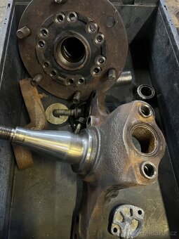 Avia Daewoo - čep kola otočný - 5