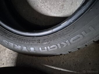215/55 R17 nokian - 5