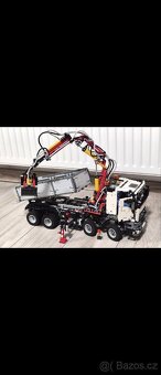 Lego TECHNIC Mercedes-Benz Arocs 3245 - 5