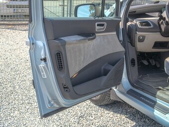 Peugeot 807 2.2HDI 94KW – 6 SEDADEL - 5