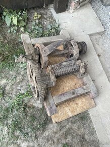 Řezačka na Kopřivy včetně motoru - 5