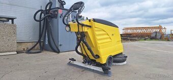 Čistící stroj na podlahy Karcher - 5