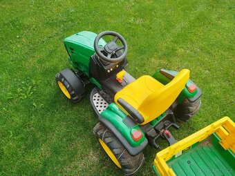 Elektrický John Deere trakturek - 5