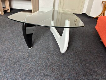 Skleněný konferenční stolek - 5