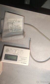 Digitální tlakoměr Omron M4 - 5