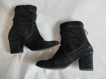 Kotníkové semišové boty - 5