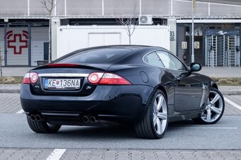 Jaguar XKR 4.2 Coupé 306kW A6, (2007) - 5
