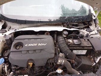 Kia Ceed 1,6 CRDi Prodám nebo rozprodám - 5