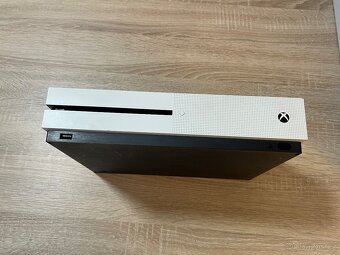xbox one s 1TB - 5