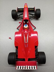 F1 FERRARI F310B MICHAEL SCHUMACHER MINICHAMPS 1:18 - 5