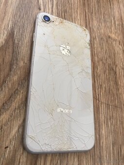 Iphone 8 - 5
